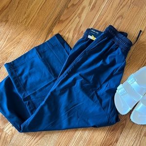 NWT Old Navy stretch tech wide leg lightweight crops/pants
